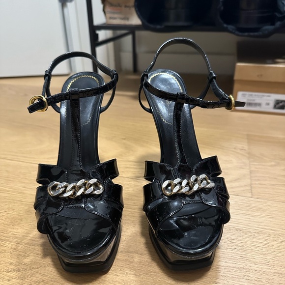 YSL Saint Laurent Tribute Black Patent Leather with Gold Chain link 38 - Picture 5 of 6